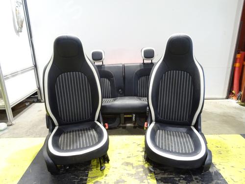 Juego Asientos RENAULT TWINGO III (BCM_, BCA_) 0.9 TCe 95 (92 hp) 29543202