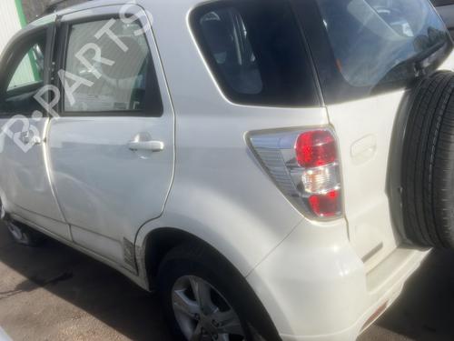 Venstre bremsekaliber foran DAIHATSU TERIOS (J2_, F7__) 1.5 VVT-i RWD | BP24345582M105 