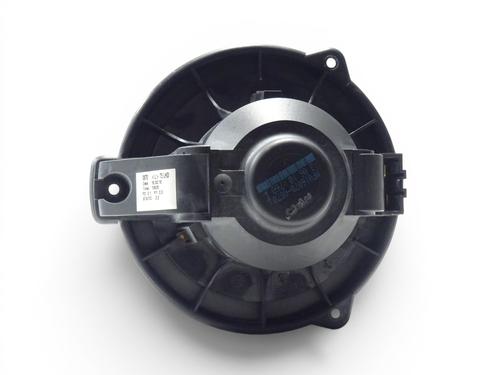 Varmeblæser Varmeblæser LAND ROVER RANGE ROVER SPORT I (L320) 3.0 D 4x4 (245 hp) 37185040 37185040