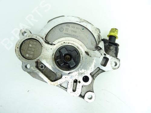 Used Vacuum pump SEAT IBIZA IV ST (6J8, 6P8) 1.6 TDI (90 hp) 30151045