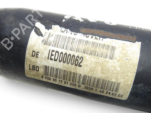 Used Right front driveshaft Right front driveshaft LAND ROVER RANGE ROVER III (L322) 3.0 D 4x4 (177 hp) 40444286 40444286