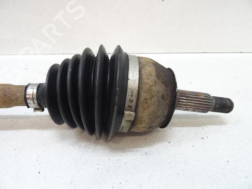 Used Right front driveshaft Right front driveshaft RENAULT 21 Estate (K48_) 2.1 D (K/S48V, K/S48O) (72 hp) 20040401 20040401