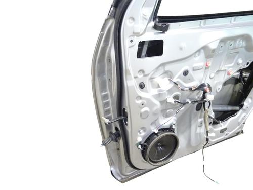 Used Right front door Right front door 39432333 39432333