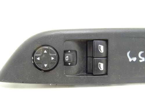 Used Left front window switch Left front window switch OPEL CORSA F (P2JO) 1.2 (68) (101 hp) 28138998 28138998