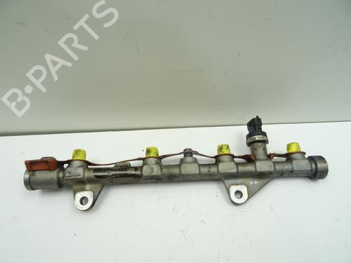 Used Injection rail RENAULT GRAND SCÉNIC III (JZ0/1_) 1.9 dCi (JZ0J, JZ0N, JZ1K, JZ1S) (131 hp) 28212721