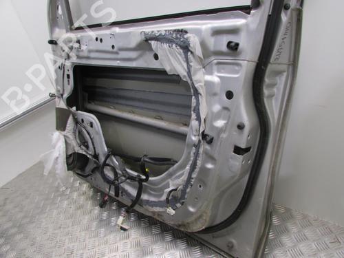 Right front door HYUNDAI SANTA FÉ I (SM) 2.0 CRDi 4x4 | BP20050165C3