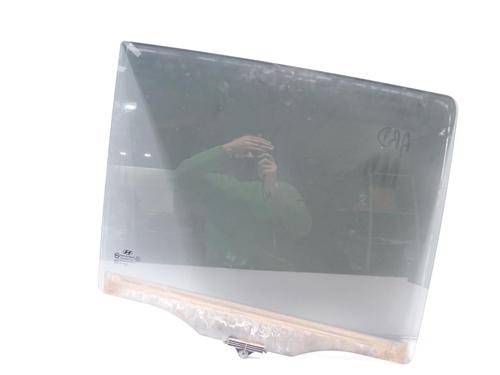 Dør rude højre bagtil HYUNDAI SANTA FÉ II (CM) 2.2 CRDi GLS 4x4 (150 hp) 32134325