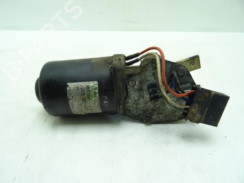 Used Front wiper motor RENAULT TRAFIC Van (T_, P_, V_) 2.1 D 4x4 (58 hp) 26457106