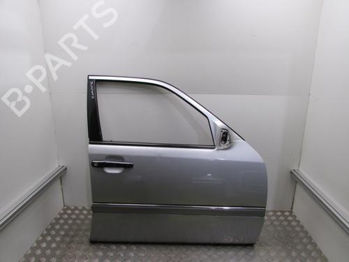 Used Right front door PEUGEOT 306 Break (7E, N3, N5) 2.0 HDI 90 (90 hp) 24467492
