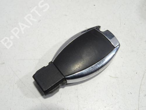 Used Electronic module Electronic module MERCEDES-BENZ CLA Shooting Brake (X117) CLA 180 (117.942) (122 hp) 32452085 32452085