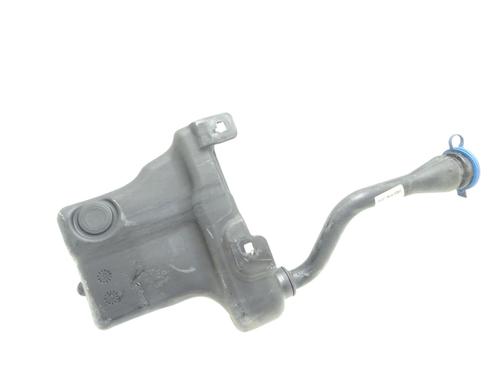 Used Windscreen washer tank Windscreen washer tank 39137758 39137758