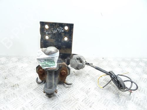 Used Tow ball/Mechanism MITSUBISHI PAJERO II (V3_W, V2_W, V4_W, V5_W) 2.5 TD 4WD (V24W) (99 hp) 30446298