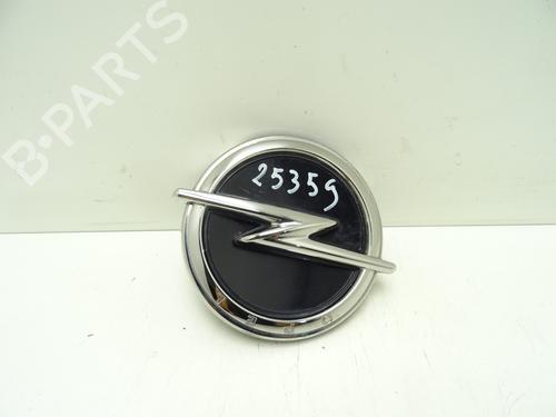 Used Switch OPEL CORSA F (P2JO) 1.2 (68) (101 hp) 28138999