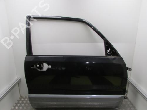 Used Right front door MITSUBISHI PAJERO III (V7_W, V6_W) 3.2 Di-D (V68W, V78W) (165 hp) 24467478