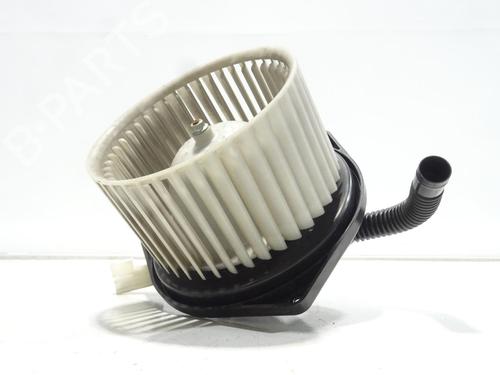 Used Heater blower motor SUZUKI GRAND VITARA II (JT, TE, TD) 1.9 DDiS All-wheel Drive (JT419, TD44, JB419WD, JB419XD,... (129 hp) 26907069
