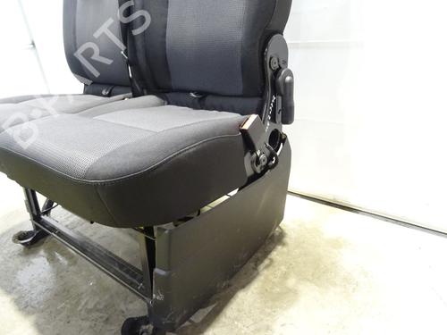 Right front seat RENAULT MASTER III Bus (JV) | BP28077651C16 - Image 2