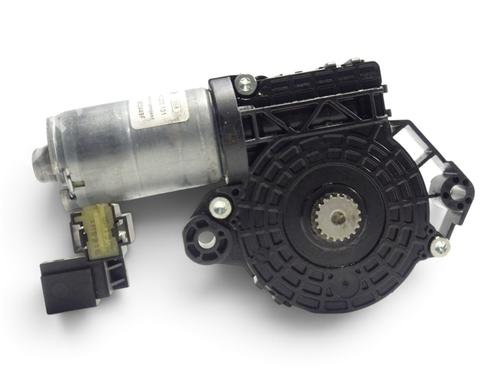 sunroof-engine-mercedes-benz-a-class-w176-2012-2013-2014-2015-2016-2017-2018-40253208 main image