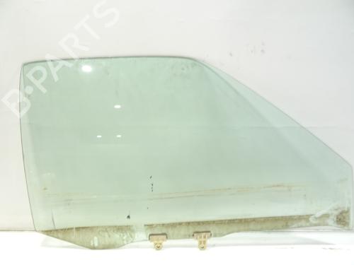 Luna delantera derecha NISSAN PICK UP (D22) 2.5 TD 4WD (103 hp) 30905224