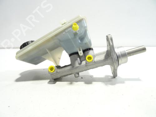 Used Brake master cylinder RENAULT TRAFIC II Van (FL) 2.0 dCi 115 (FL01, FL0U) (114 hp) 20676431