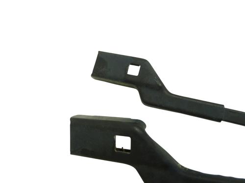 front-windshield-wiper-arm-ford-kuga-i-2008-2009-2010-2011-2012-36438736 main image