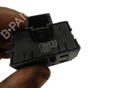 Used Switch Switch RENAULT TRAFIC III Van (FG_) 1.6 dCi 125 (FGMH) (125 hp) 35888059 35888059