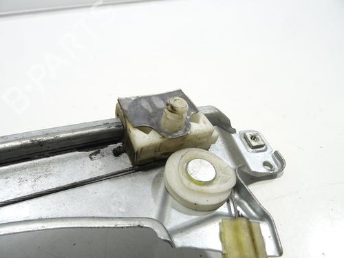 front-right-window-mechanism-renault-clio-iii-br01-cr01-8200843597-2005-2006-2007-2008-2009-2010-2011-2012-2013-2014-22802925 main image