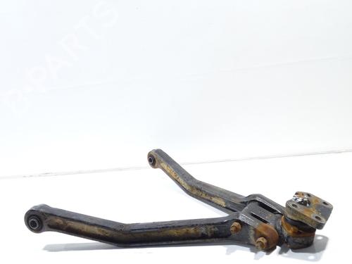 Venstre bagtil bærearm LAND ROVER DEFENDER Station Wagon (L316) 2.5 Td5 4x4 (L316) (122 hp) 24420572