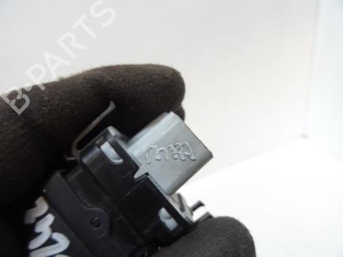 Used Left front window switch Left front window switch RENAULT TWINGO II (CN0_) [2007-2026] 20064776 20064776