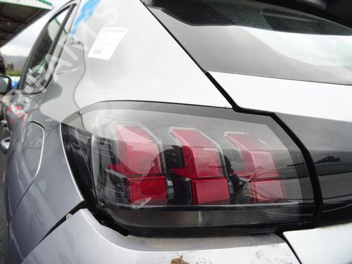 Used Left taillight Left taillight PEUGEOT 208 II (UB_, UP_, UW_, UJ_) 1.2 PureTech 75 (75 hp) 24592652 24592652