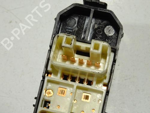 Used Right front window switch Right front window switch DAIHATSU TERIOS (J2_, F7__) 1.5 VVT-i RWD (105 hp) 24345548 24345548