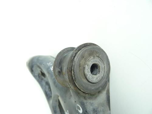 Used Right front suspension arm Right front suspension arm 31917629 31917629