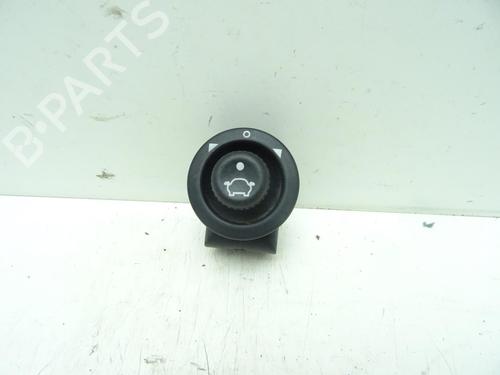 Commande retroviseurs FORD FIESTA V (JH_, JD_) 1.4 16V (80 hp) 32318291