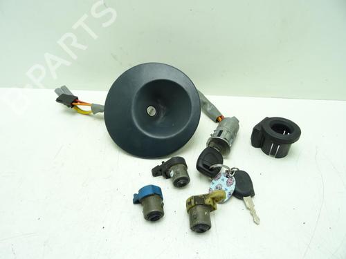 Used Ignition barrel RENAULT KANGOO (KC0/1_) D 65 1.9 (KC0E, KC02, KC0J, KC0N) (64 hp) 31624603