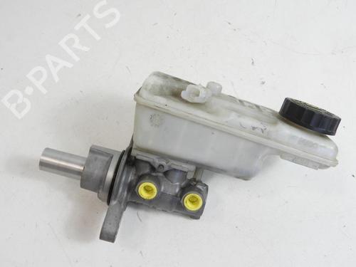 Used Brake master cylinder RENAULT KANGOO / GRAND KANGOO II (KW0/1_) 1.5 dCi 110 (KW06, KW12) (110 hp) 20044886