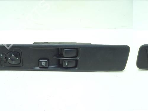 Used Left front window switch MITSUBISHI PAJERO PININ I (H6_W, H7_W) [1999-2007]  26462188