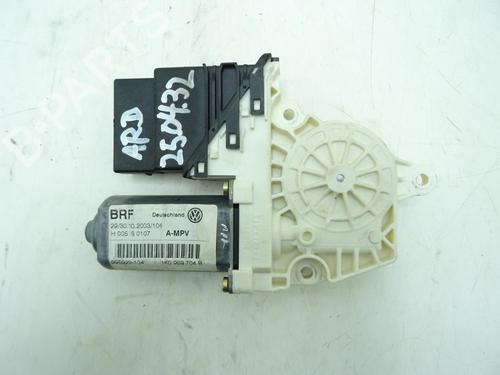 Used Right rear window motor VW TOURAN (1T1, 1T2) 2.0 TDI (136 hp) 26177158