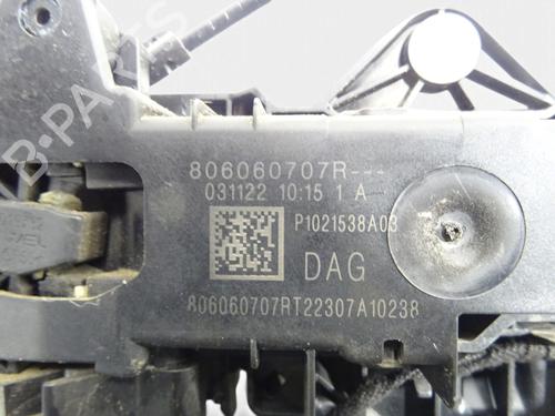 Used Front right exterior door handle Front right exterior door handle RENAULT MEGANE E-TECH SUV EV60 (BNJ1) (218 hp) 39728874 39728874