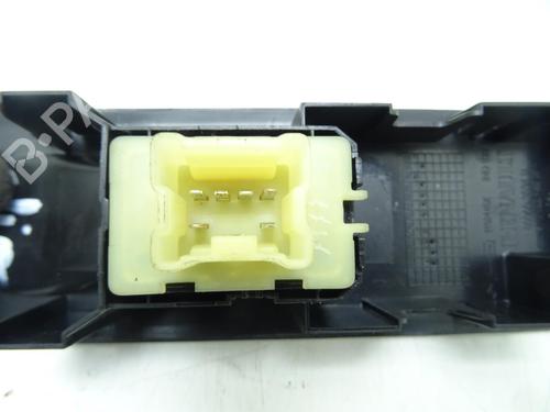 Used Right front window switch Right front window switch RENAULT CLIO IV (BH_) 1.5 dCi 75 (75 hp) 24472943 24472943
