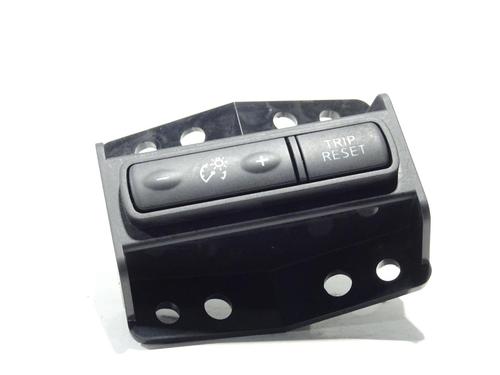 BP30173040I30 main image