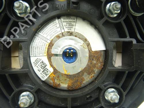 Used Driver airbag Driver airbag OPEL VIVARO B Van (X82) 1.6 CDTI (05) (146 hp) 33723402 33723402