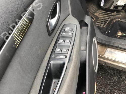 Switch RENAULT SCÉNIC III (JZ0/1_) 1.9 dCi (JZ0J, JZ1J, JZ1K, JZ1S) | BP24145992I30  - Image 8
