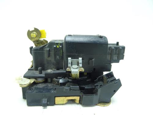 front-right-lock-renault-kangoo-kc01_-1997-31834669 main image