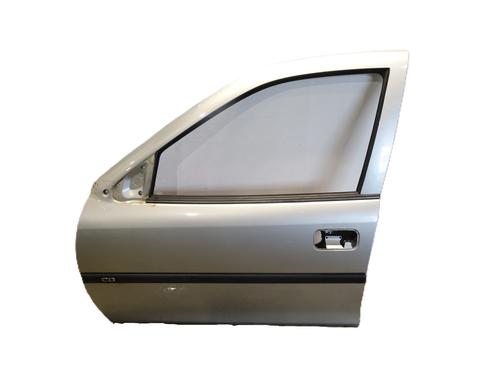 Used Left front door OPEL VECTRA B Hatchback (J96) 1.8 i 16V (F68) (116 hp) 32215139