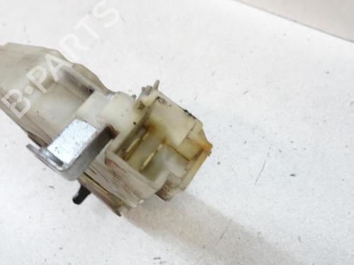 Rear left lock NISSAN TERRANO II (R20) 2.7 TDi 4WD | BP20041435C100 