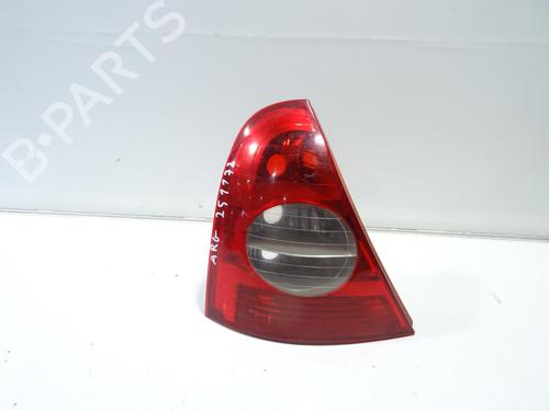 Venstre baglygte RENAULT CLIO II (BB_, CB_) 1.2 16V (BB05, BB0W, BB11, BB27, BB2T, BB2U, BB2V, CB05,... (75 hp) 32524642