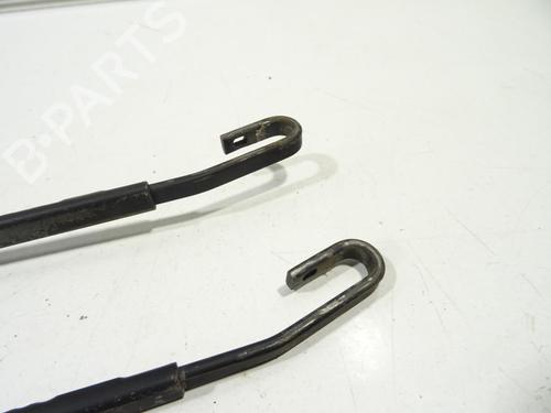 Front windshield wiper arm RENAULT LAGUNA II Grandtour (KG0/1_) 1.9 dCi | BP29942279C143 