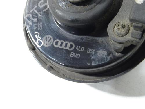 horn-audi-q7-4lb-2006-2007-2008-2009-2010-2011-2012-2013-2014-2015-2016-25720888 main image