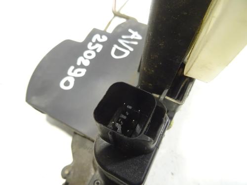 Front right lock KIA CERATO I Hatchback (LD) 2.0 CRDi | BP24180306C97 