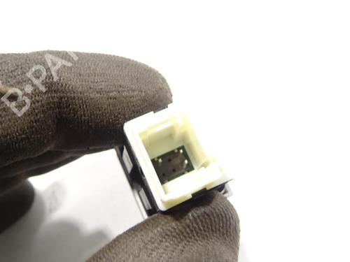 Warning switch CITROËN C4 III (BA_, BB_, BC_) 1.2 Hybrid 136 (BAHPYJ) | BP29477544I22 