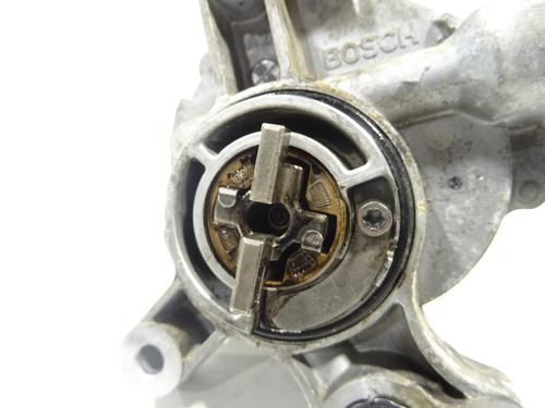 Used Vacuum pump Vacuum pump PEUGEOT 407 SW (6E_, 6D_) 2.0 HDi 135 (136 hp) 28144284 28144284